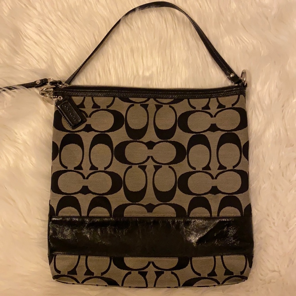 Authentic Coach Bag XL Great Cond. Smoke-free home